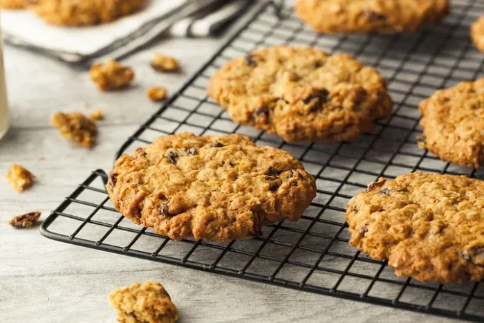 scent stick sample: oatmeal raisin cookie and get a $2 credit on your next order